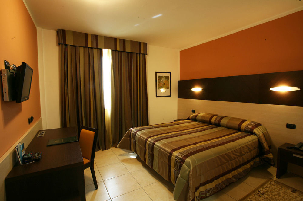 B&B Hotel Settimo Torinese Quarto foto